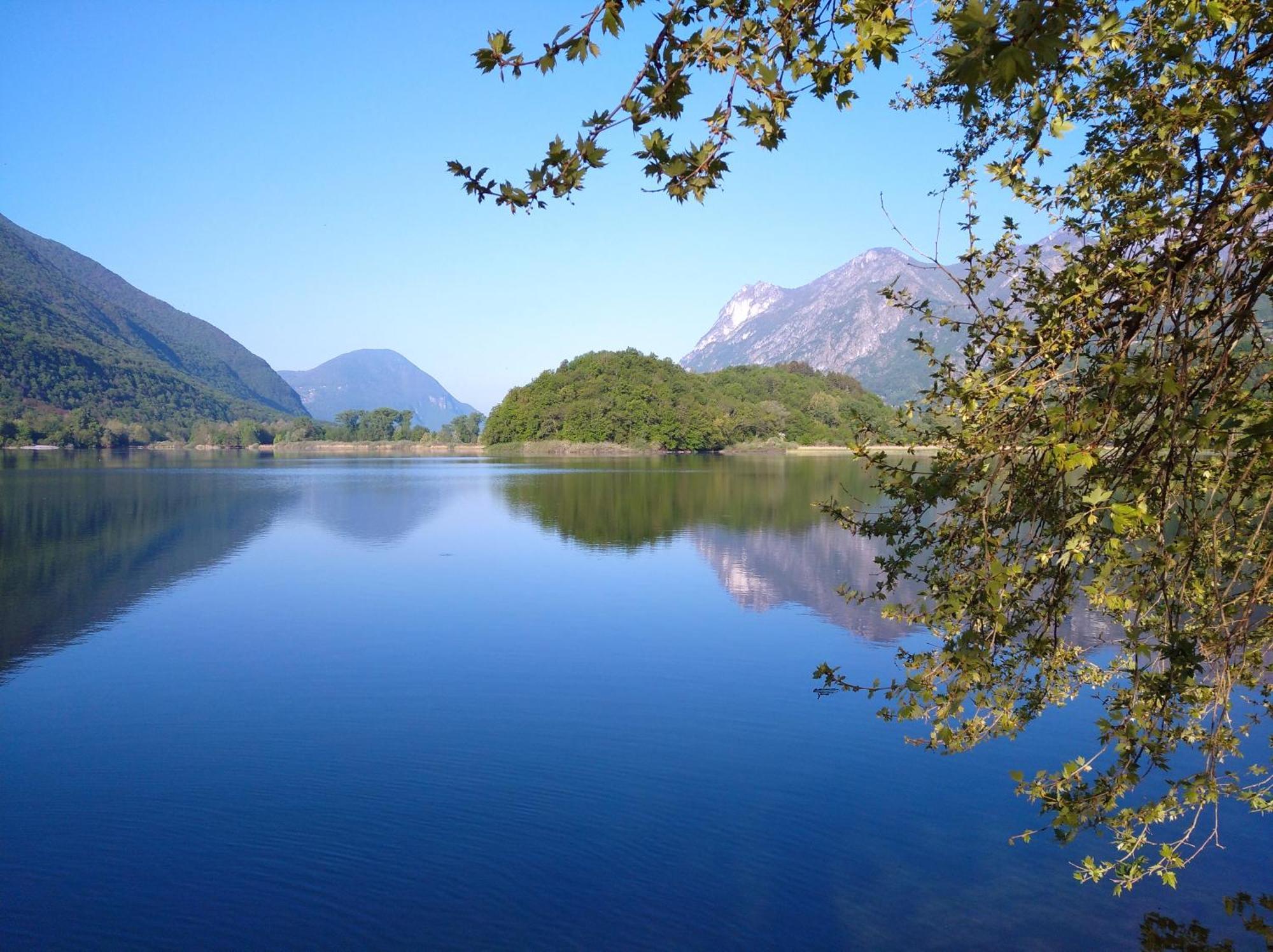 Villaggio Turistico Il Lago Dorato Carlazzo Buitenkant foto