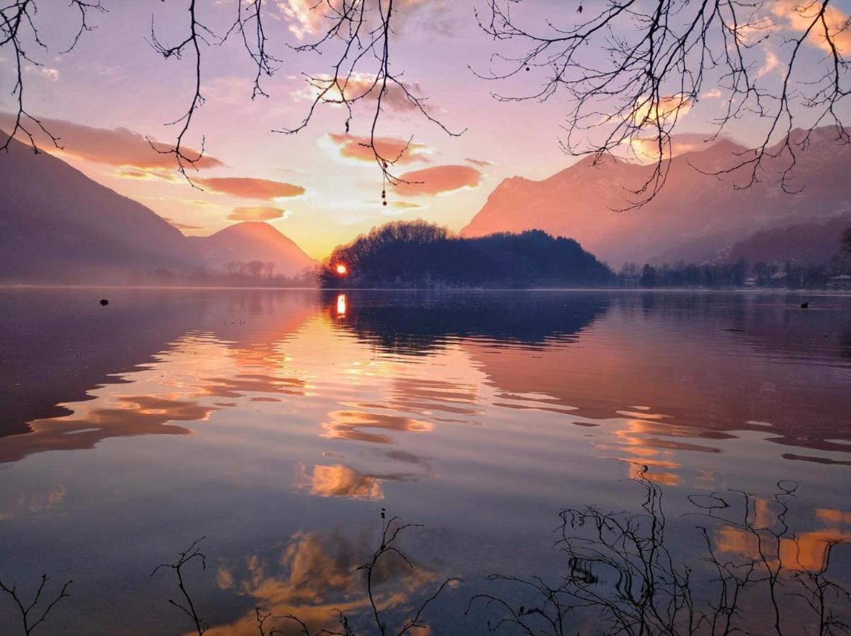 Villaggio Turistico Il Lago Dorato Carlazzo Buitenkant foto