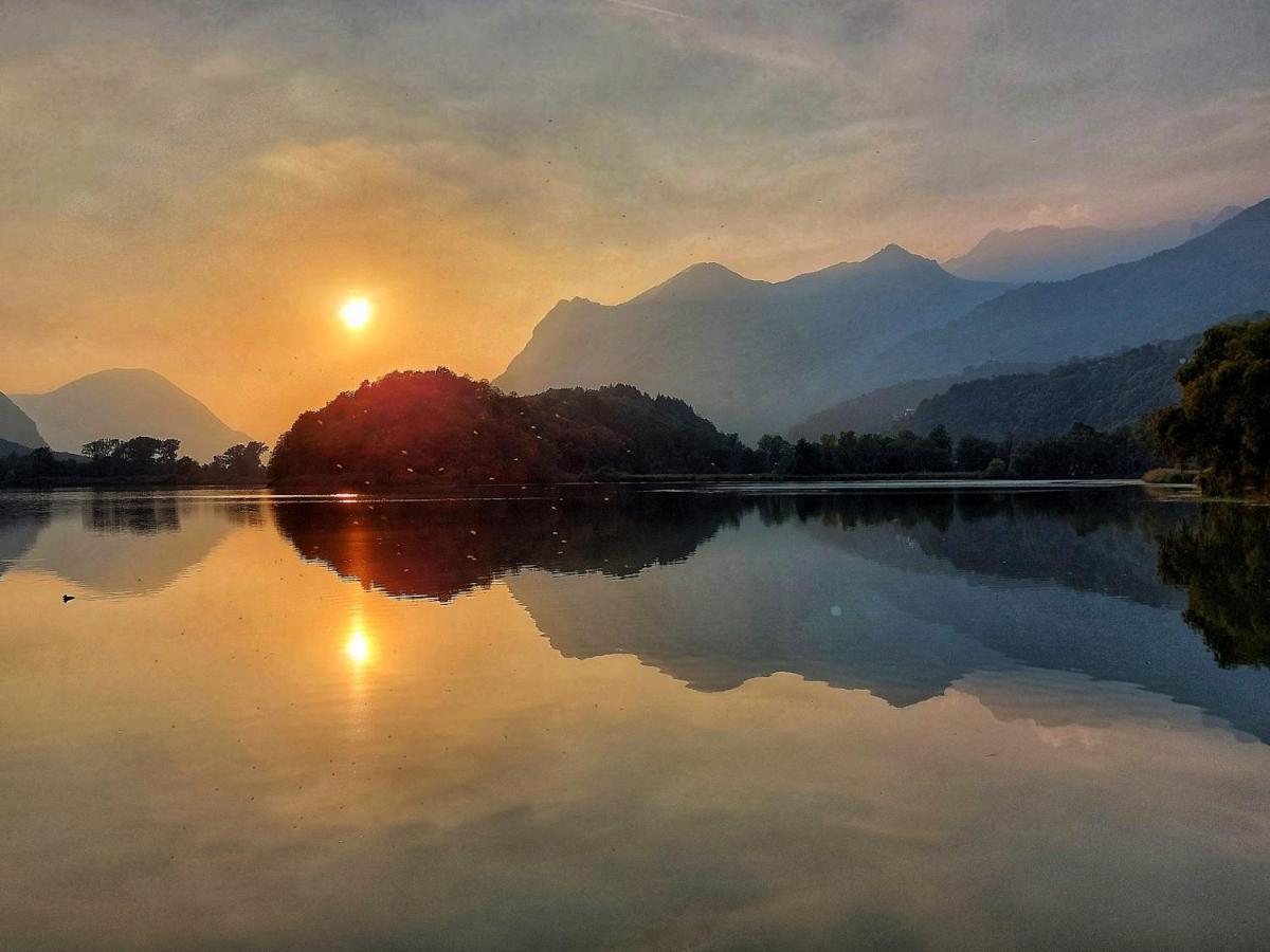 Villaggio Turistico Il Lago Dorato Carlazzo Buitenkant foto